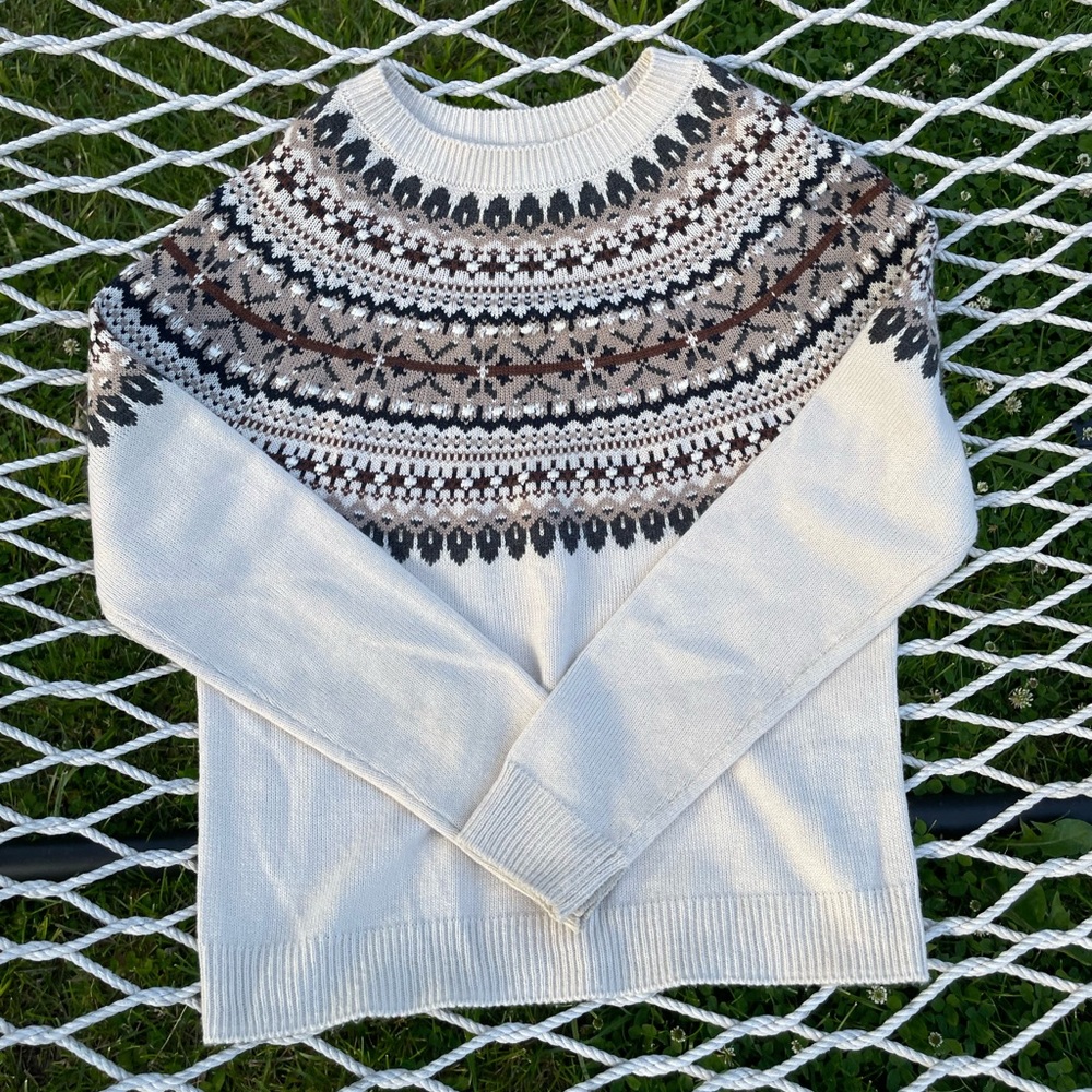 Cliche Acrylic Sweater
